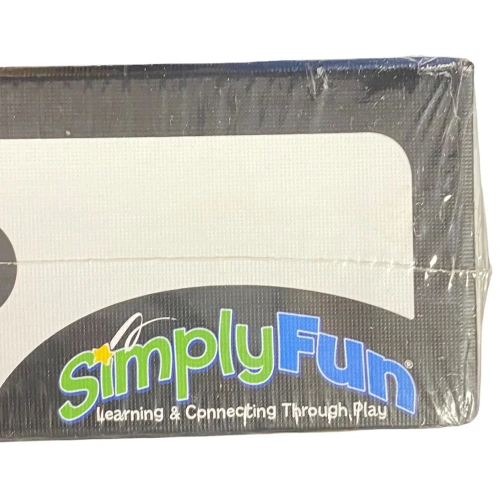 SimplyFun Board Game Hue Turn Educational Shapes Designs Recognition Strategy‎